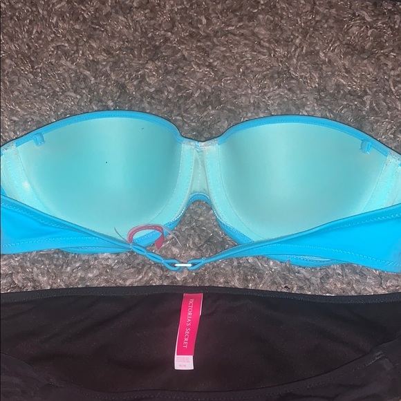 Victoria’s Secret Bikini - Picture 4 of 5